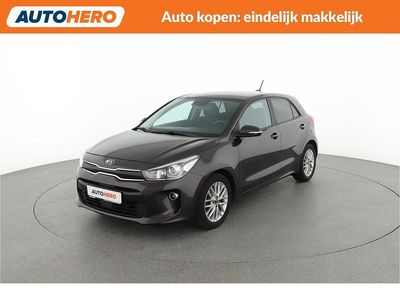 Bruin (metallic) Occasion 2017 Kia Rio First Edition Hatchback | € 10.550 (Eerlijke prijs)