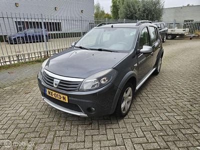 Grijs Gebruikt 2010 Dacia Sandero Stepway Hatchback | € 3.250 (Eerlijke prijs)