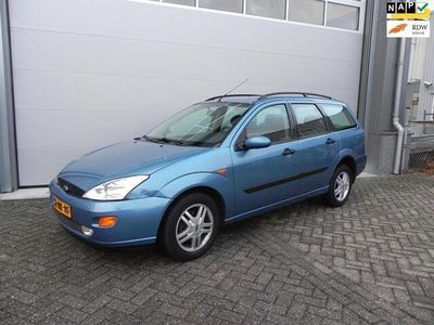 tweedehands Ford Focus Wagon 1.6-16V Ghia Automaat Airco Apk Trekhaak