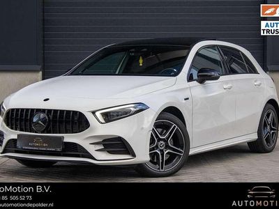 Wit Gebruikt 2020 Mercedes A250 AMG line Hatchback | € 24.980 (Eerlijke prijs)