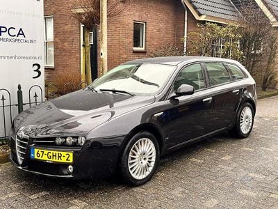 Occasion Alfa Romeo 159 Business 142 PK (104 kW) 2009 Zwart (metallic) Stationwagen