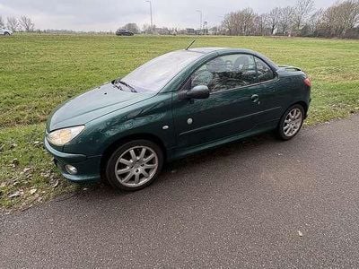 Occasion Peugeot 206 136 PK (100 kW) 2004 Groen Cabriolet