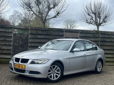 tweedehands BMW 318 3-SERIE i Dynamic Executive