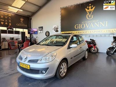 Renault Clio II