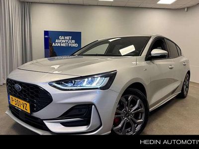 Grijs Gebruikt 2022 Ford Focus ST-Line Hatchback | € 18.945 (Duur)
