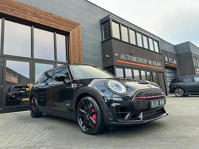Zwart (metallic) Gebruikt 2022 Mini John Cooper Works Clubman Stationwagen | € 42.750 (Duur)