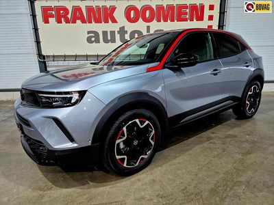 Grijs Gebruikt 2022 Opel Mokka GS Line SUV | € 21.950 (Eerlijke prijs)
