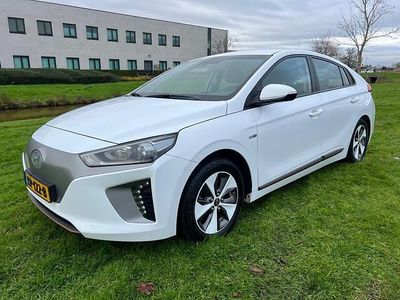 Occasion Hyundai Ioniq Comfort 88 kW (120 PK) 2017 Wit Hatchback