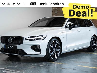 Wit Occasion 2025 Volvo V60 Plus Stationwagen | € 52.500 (Duur)