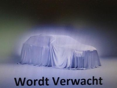 Zwart Gebruikt 2019 Citroën C4 Cactus PureTech Hatchback | € 15.850 (Iets duurder)