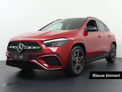 tweedehands Mercedes GLA180 Star Edition AMG Line | Panorama - Schuifdak | Tre