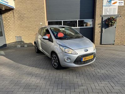 Grijs Gebruikt 2008 Ford Ka Trend Hatchback | € 3.000 (Duur)