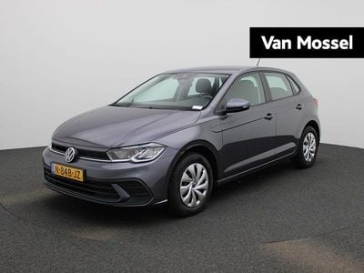 Grijs Occasion 2021 VW Polo Hatchback | € 16.645 (Eerlijke prijs)