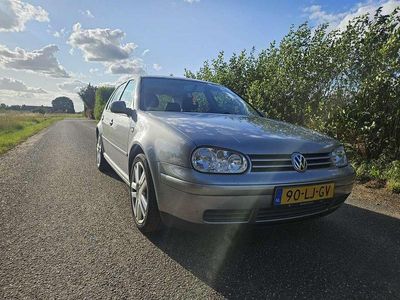 VW Golf IV