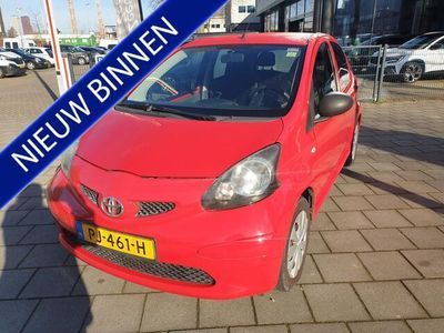 tweedehands Toyota Aygo 1.0-12V