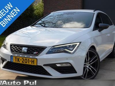 tweedehands Seat Leon ST 2.0 TSI CUPRA 300 Automaat/Navi/Pdc/Ecc/Virtual Cockpit/Achteruitrijcamera/Privacy-Glass/Cr-Controle/19-Inch Lmv/Nederlandse auto!!!!