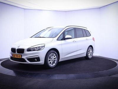 BMW 216