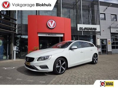 Wit Occasion 2016 Volvo V60 R-Design Stationwagen | € 20.690 (Eerlijke prijs)