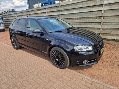 Occasion Audi A3 Sportback Attraction 105 PK (77 kW) 2013 Zwart, metallic lak Hatchback