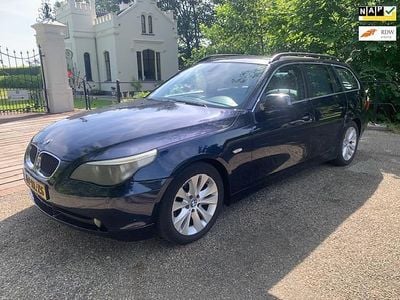 Blauw Gebruikt 2005 BMW 523 Executive Stationwagen | € 1.950