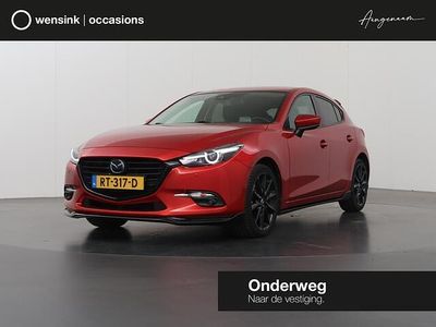 Rood Gebruikt 2018 Mazda 3 Hatchback | € 18.935 (Eerlijke prijs)