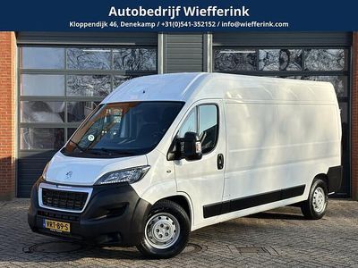 Wit Occasion 2021 Peugeot Boxer Premium Van | € 22.450