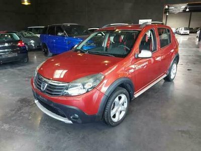 Occasion Dacia Sandero Stepway 88 PK (64 kW) 2012 Rood Hatchback