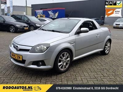 Occasion Opel Tigra Cosmo 125 PK (91 kW) 2004 Grijs (metallic) Cabriolet