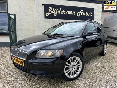 tweedehands Volvo V50 2.4i Kinetic * Airco / Cruise / LM / PDC / Trekhaa