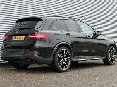 Zwart (metallic) Gebruikt 2017 Mercedes GLC43 AMG AMG SUV | € 39.940 (Eerlijke prijs)