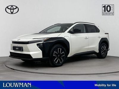 Wit parelmoer Nieuw 2026 Toyota bZ4X Executive SUV | € 49.900 (Iets duurder)