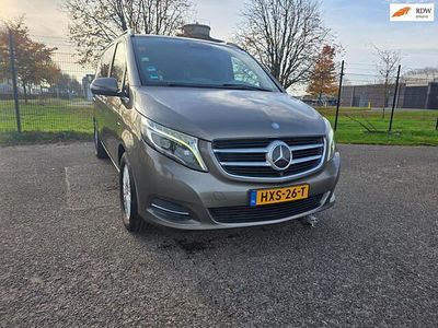 Mercedes V250