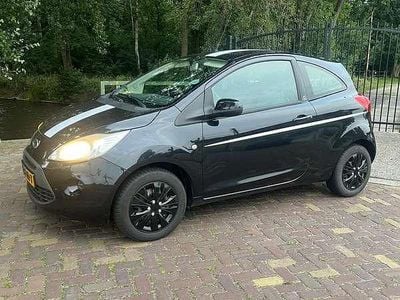 Zwart Gebruikt 2011 Ford Ka S MPV | € 2.650 (Eerlijke prijs)