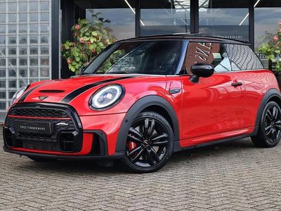 Rood Gebruikt 2024 Mini John Cooper Works Chili Hatchback | € 46.500