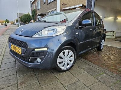 Grijs Gebruikt 2013 Peugeot 107 Active Hatchback | € 4.950 (Eerlijke prijs)