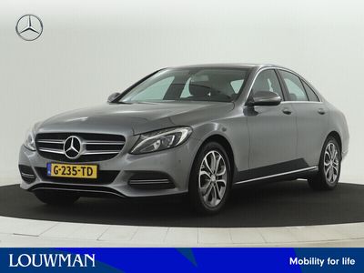 tweedehands Mercedes 180 C-KLASSE LimitedPrestige | Navigatie | Stoelverwarming | Lederenbekleding | Parkeersensoren voor en achter |