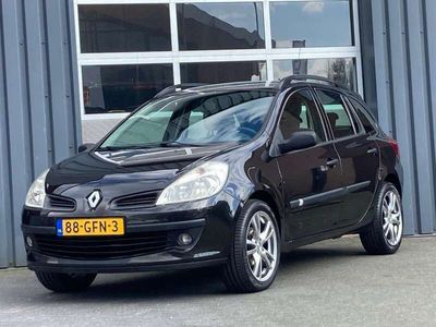 tweedehands Renault Clio Estate 1.2-16V Corporate Airconditioning, Cruise control, LM