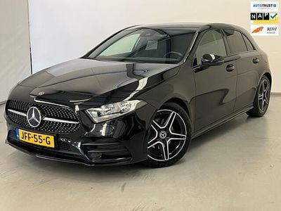 Zwart Gebruikt 2019 Mercedes A200 AMG Hatchback | € 21.950 (Eerlijke prijs)