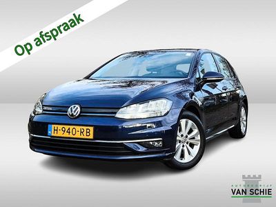 Blauw Gebruikt 2020 VW Golf VII Comfortline Hatchback | € 17.900 (Eerlijke prijs)