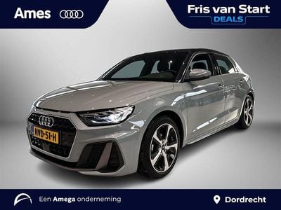 Grijs (metallic) Occasion 2025 Audi A1 Sportback S-Line Hatchback | € 30.950 (Iets duurder)