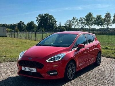 Rood Occasion 2017 Ford Fiesta ST-Line Hatchback | € 8.795 (Goede deal)