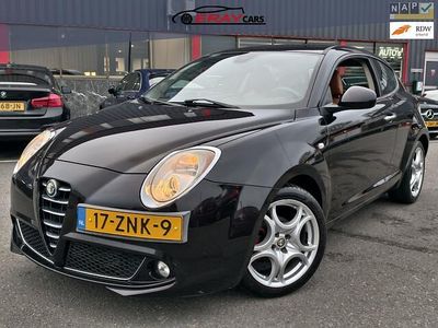 Zwart (metallic) Gebruikt 2012 Alfa Romeo MiTo Distinctive Hatchback | € 3.499 (Eerlijke prijs)