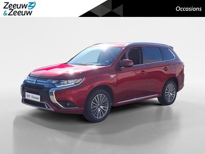 Occasion Mitsubishi Outlander P-HEV Intense+ 209 PK (153 kW) 2021 Red diamond m SUV