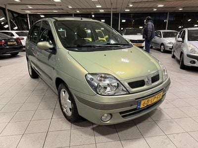 Occasion Renault Scénic II Dynamique 139 PK (102 kW) 2003 Groen MPV