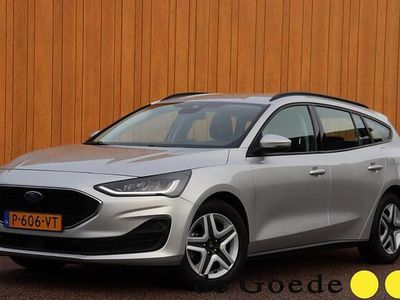 Grijs Gebruikt 2022 Ford Focus Stationwagen | € 14.940 (Eerlijke prijs)