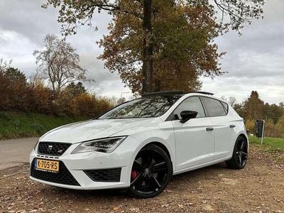 Grijs Occasion 2017 Seat Leon CUPRA Stationwagen | € 19.750 (Eerlijke prijs)