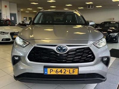 Grijs Gebruikt 2022 Toyota Highlander Style SUV | € 46.900