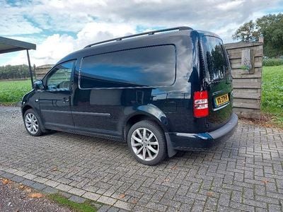 Zwart (metallic) Gebruikt 2013 VW Caddy Maxi MPV | € 9.800 (Eerlijke prijs)