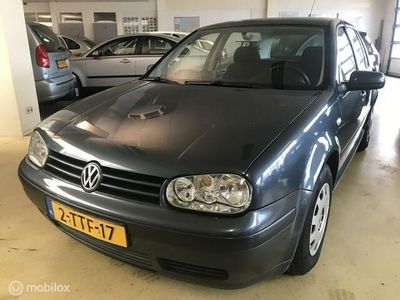 VW Golf IV