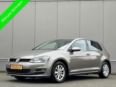 Grijs Gebruikt 2013 VW Golf VII Hatchback | € 9.950 (Eerlijke prijs)
